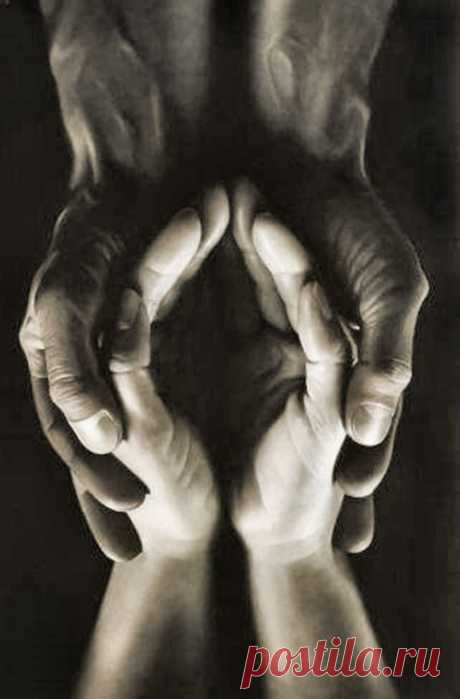 hands