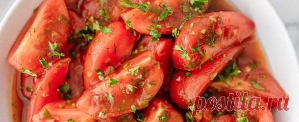 Помидоры по-корейски: самый вкусный рецепт В этой статье вы найдете самые лучшие рецепты приготовления помидор по-корейский. Рассмотрим легкие и быстрые рецепты с пошаговой инструкцией и с фото. Такие оригинальные рецепты помидор по-корейский порадуют любителей острых салатов.
