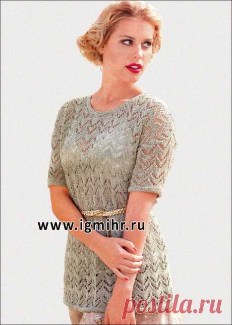 Пуловер нежной пастельной расцветки, с воздушными ажурными зигзагами. Спицы.