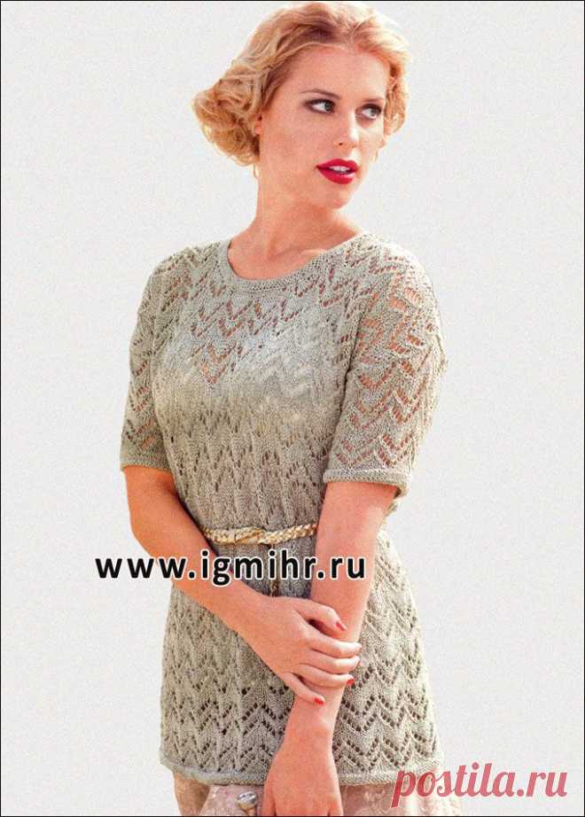 Пуловер нежной пастельной расцветки, с воздушными ажурными зигзагами. Спицы.