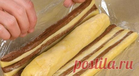 Печенье Двухцветные звездочки - ПУТЕШЕСТВУЙ ПО САЙТУ. Такое печенье, как развивающая головоломка для детей, сначала сделайте сами, а потом спросите, как же из теста сделать такие вкусные звездочки, пусть фантазируют, надеемся, что самые пытливые прибегут готовить вместе с вами. ИНГРЕДИЕНТЫДля светлого теста: 1,5 стакана муки 0,25 ч. л. питьевой соды щепотка соли 1 ч. л. молотой корицы […]