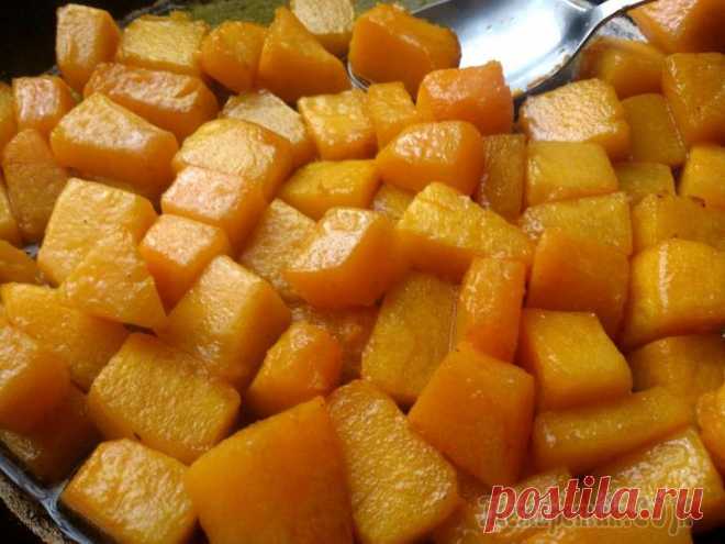 Любимый рецепт тушеной тыквы в сметанном соусе - быстро и вкусно