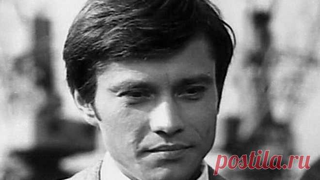 Умер актер из сериала "Дальнобойщики". Актер, сценарист и режиссер Юрий Кузьменко, известный зрителям по сериалу "Дальнобойщики", умер в возрасте 75 лет. Об этом в Telegram-канале сообщил Союз кинематографистов России. В качестве актера Кузьменко дебютировал в кино в ...