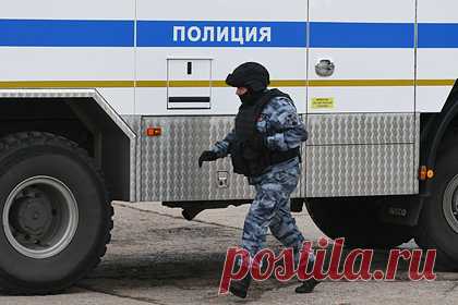 Пойманный за взятку в виде новой Audi российский экс-депутат пойдет под суд. Завершено расследование дела о взятке на сумму более 17 миллионов рублей против экс-депутата Законодательного собрания Санкт-Петербурга Романа Коваля и его помощника Андрея Гришина, выступавшего посредником при передаче денег. За взятки депутат помогал фирмам получать госконтракты.