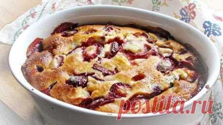 Шарлотка со сливами | Рецепты &quot;Вкуснятинки&quot;
