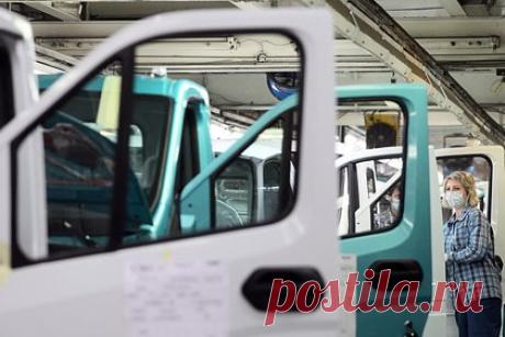 Власти выделят почти 40 миллиардов на поддержку российского автопрома. Правительство дополнительно выделяет Фонду развития промышленности (ФРП) 39 миллиардов рублей на проекты отечественных автопроизводителей, сообщил премьер-министр России Михаил Мишустин на заседании кабмина. Финансовая поддержка поможет концернам наработать недостающие компетенции.