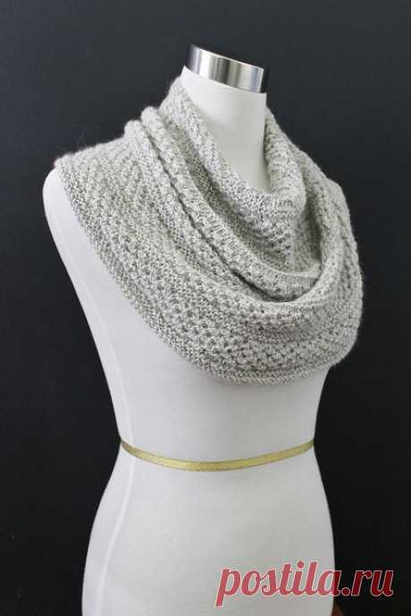 Starshower knit pattern on Ravelry. Blue Sky Alpacas Metalico in Silver. Knit by Carol McKenna | Flickr - Photo Sharing!