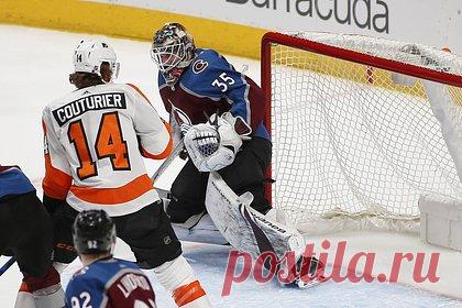 Стала известна причина скорого ухода канадского хоккеиста из клуба КХЛ. Канадский вратарь челябинского «Трактора» Эндрю Хэммонд расторгнул контракт с клубом Континентальной хоккейной лиги (КХЛ) по спортивным причинам. У хоккеиста возник рецидив старой травмы. Этим вызван скорый уход Хэммонда из команды. Канадец расторгнул контракт с клубом после месяца выступлений.