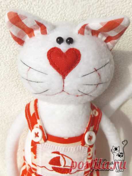 Aleshkina ALtoys Blog: Котики в красном