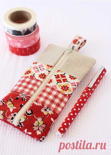 How to Make a Pencil Case - A Spoonful of Sugar With the new school year nearly upon us in Australia, I am making up a few easy zippered patchwork pencil cases. This is a great scrap buster project. The little zippered pouches can be used for all manner of things. Mine was sized to fit approx 6 pens; or a small pack of tissues; or... Read More »