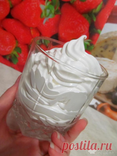 Рецепт: Крем белковый заварной | Классический заварной белковый крем - капризуля, но такой вкусный.