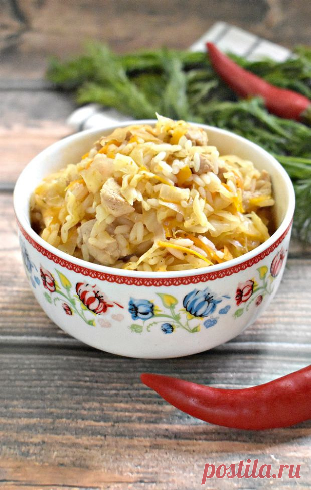 Готуємо свинину, тушковану з капустою та рисом на сковороді капуста, рис, тушена капуста, мама, рецепти, страви