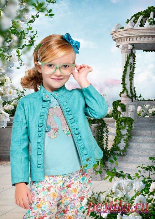 Постановочный коллаж Белые розы детские коллажи, детские PSD фотошаблоны, psd шаблоны, коллажи, школьные psd коллажи, макет купить, календари » Детские PSD фотошаблоны, выпускные фотокниги, школьные фотоальбомы, для детского сада, psd шаблоны, для фотокниг, новогодние, коллажи, школьный psd, новый год, фотокнига, макет, купить, дизайн, календари ana1979