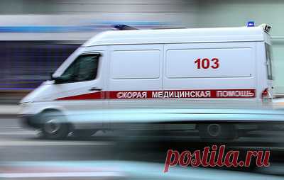 В Белгородской области из-за сброса взрывчатки с БПЛА погибла женщина. От детонации загорелся частный дом, сообщил глава региона Вячеслав Гладков