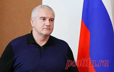 Аксенов наградил спасших директора парка "Тайган". Они отогнали льва, напавшего на Олега Зубкова