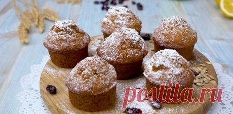 Постимо смачно: медові пісні кекси із чорносливом та горіхами Рецепт настільки зручний та швидкий, що для «багаторазового використання» просто справжня знахідка! Жодного натяку на пісну випічку! Розріз — розкішний, горіхи та чорнослив чудово доповнюють медове тісто. Кекси настільки смачні, що настійно рекомендую випікати одразу дві порції. Тим більше, що вони зберігають свіжість навіть на наступний день (із двох порцій у мене вийшло 28 кексів). […]