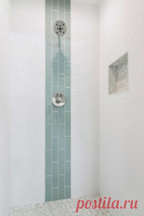 7 Glass Tile Bathroom Ideas Worthy of Your "Dream Home" Pinterest Board | Hunker