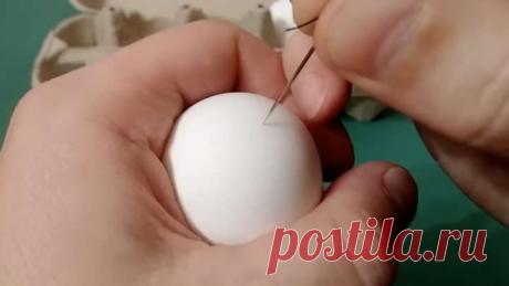 Как почистить варёные яйца за 5 секунд / Домоседы