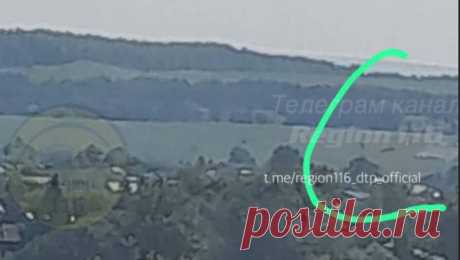 В Татарстане разбился легкомоторный самолет. В Камском Устье в Татарстане разбился легкомоторный самолет. Об этом сообщает Telegram-канал &quot;Регион116 Казань&quot;. Согласно предварительным данным, пострадал один человек, его увезли в больницу. По данным Mash Iptash, прогулочный ...