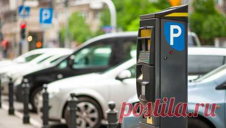 В Госдуме призвали ввести общероссийские правила формирования тарифов на парковку. В России необходимо на федеральном уровне утвердить единые льготы и условия тарификации платных парковок, считает депутат Госдумы Евгений Федоров. Соответствующее предложение он направил министру транспорта Виталию Савельеву, сообщает RT ...