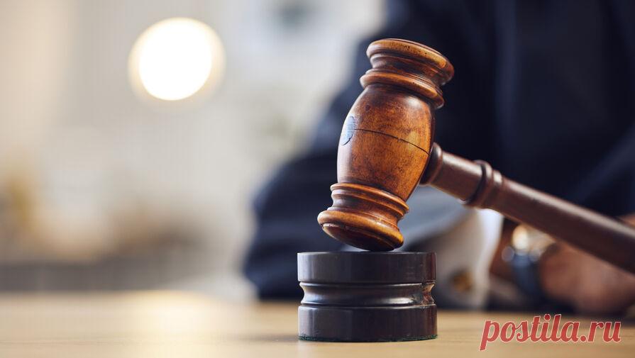 Суд в Москве оштрафовал мужчину, разбившего дверь у посольства Норвегии. Суд в Москве оштрафовал мужчину, который разбил стеклянную дверь и нецензурно выражался у посольства Королевства Норвегия. Об этом сообщается в Telegram-канале судов общей юрисдикции столицы. В публикации отмечается, что протокол об ...