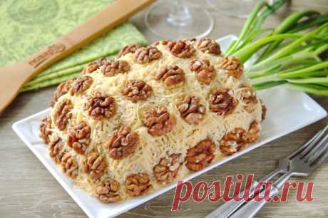 Салат "Ананас" с курицей и сыром - пошаговый рецепт с фото на Повар.ру