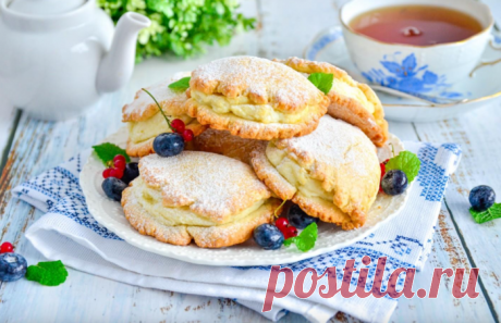 Вкуснейшие сочники с творогом из простых продуктов.