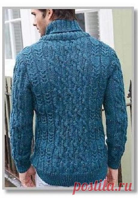 Pullover with a chalice collar and various skins