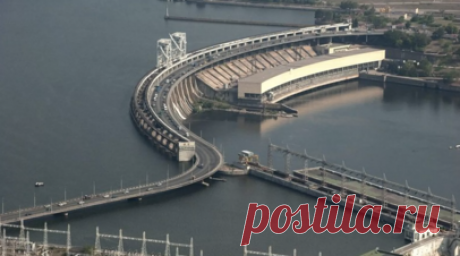 Гура: открытие шлюзов Днепрогэса навредит Украине и пойдёт на пользу России. Открытие шлюзов Днепрогэса даст воду фермерским хозяйствам на территории России, но снизит уровень воды в Днепровском водохранилище, заявил глава Новокаховского округа Херсонской области Виталий Гура. Читать далее