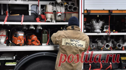 МЧС: пожар на нефтебазе в Адлерском районе Сочи ликвидирован. Сотрудники МЧС России ликвидировали пожар на нефтебазе в Адлерском районе Сочи. Об этом сообщили в оперативном штабе Краснодарского края. Читать далее