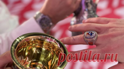 СМИ: чемпионские перстни для «Локомотива» за победу в Кубке Гагарина стоят по 3 млн рублей. Специальные чемпионские перстни для хоккеистов и тренеров «Локомотива» за победу в Кубке Гагарина стоят по 3 млн рублей. Читать далее