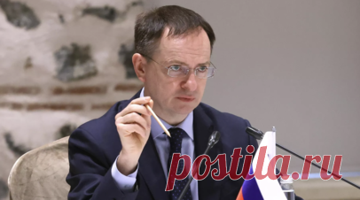 Мединский: Киев при обмене принял лишь двух пленных из списка в 1000 военных ВСУ. Украина в рамках состоявшегося 14 августа обмена с Россией приняла лишь двух украинских пленных из списка в 1000 военных ВСУ, от которых ранее отказывалась, сообщил глава российской делегации на переговорах с Киевом Владимир Мединский. Читать далее