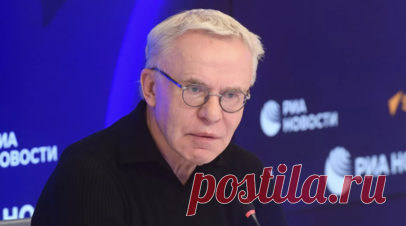 Фетисов заявил, что хоккейная дипломатия может сработать на благо всему миру. Олимпийский чемпион Вячеслав Фетисов считает, что тема проведения спортивных матчей сейчас не в центре внимания президентов России и США. Читать далее