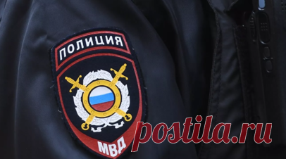 В Волгоградской области нашли тело действующего судьи с ранениями. В Волгоградской области обнаружили тело действующего судьи с ранениями с огнестрельными и колото-резаными ранениями. Читать далее