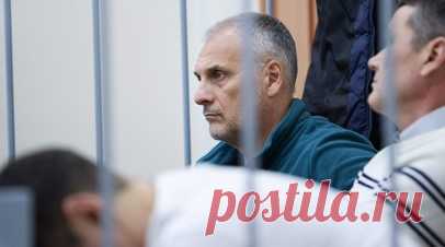 Экс-губернатору Сахалинской области отказали в смягчении приговора. Суд в Хабаровском крае оставил без изменения постановление районного суда о смягчении приговора для экс-главы Сахалинской области Александра Хорошавина. Читать далее