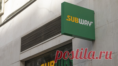 Subway провела глобальный ребрендинг в России. Сеть ресторанов быстрого обслуживания Subway сменила название в России на Subjoy, ребрендинг затронет 140 заведений по всей стране, сообщили в пресс-службе компании. Читать далее