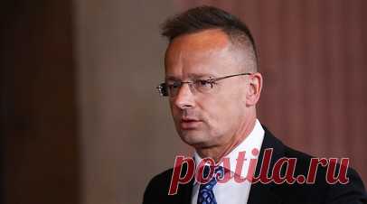 Сийярто рассчитывает, что процесс урегулирования на Украине не будет сорван. Министр иностранных дел и внешнеэкономических связей Венгрии Петер Сийярто выразил надежду, что процесс решения украинского конфликта не будет сорван Западом как стамбульские договорённости в 2022 году. Об этом он написал в Facebook*. Читать далее