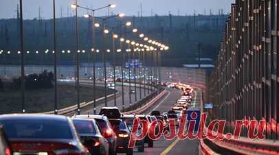 Рядом с Крымским мостом обезвредили несколько мин. Специалисты МЧС обезвредили девять взрывоопасных предметов около железнодорожных путей на востоке Крымского полуострова. Читать далее
