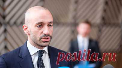 МИД Франции: Париж выступает против демилитаризации Украины. Министр-делегат по делам Европы при МИД Франции Бенжамен Аддад заявил в интервью La Tribune Dimanche, что Париж выступает против демилитаризации Украины. Читать далее