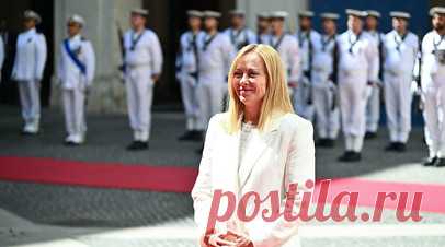 Il Fatto Quotidiano: Мелони намерена поехать в США на встречу Трампа и Зеленского. Премьер-министр Италии Джорджа Мелони планирует присоединиться к встрече президента США Дональда Трампа с Владимиром Зеленским, которая состоится в Вашингтоне 18 августа. Читать далее