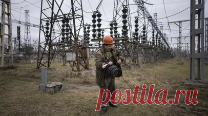 WSJ: на Украине создали секретные парки батарей для поддержки электросетей. Сеть аккумуляторов производства США развернули на Украине. Они необходимы для поддержки электросетей зимой в условиях обстрелов. Читать далее