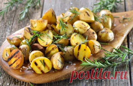 Картофельное раздолье: 10 восхитительных блюд из картофеля - Будет вкусно - Социальная сеть "МТ.RU" От простых гарниров до изысканных запеканок, картофель способен удивить своими вкусовыми качествами и разнообразием текстур. Картофель — это один из самых универсальных и любимых овощей в мире. Он прост в приготовлении, доступен и невероятно вкусен в самых разных блюдах. Предлагаем вам подборку из Подписывайтесь, читайте, комментируйте, ставьте лайки
