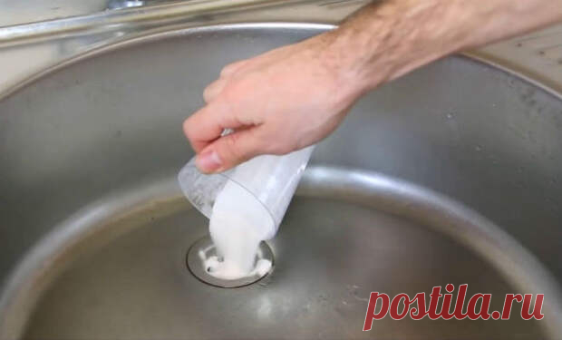 Льем соду и уксус в канализацию: хитрость опытных жильцов - Don't Panic Magazine - 5 марта - 43951332518 - Медиаплатформа МирТесен Необязательно звать сантехника, чтобы устранить серьезный засор в канализации. Опытные жильцы придумали использовать простые подручные средства: соду и уксус. Этот способ хорош еще и тем, что не требует отдельной посуды для приготовления чистящего раствора. Сода и уксус заливаются прямо в трубу, по - 5 марта - 43951332518 - Медиаплатформа МирТесен