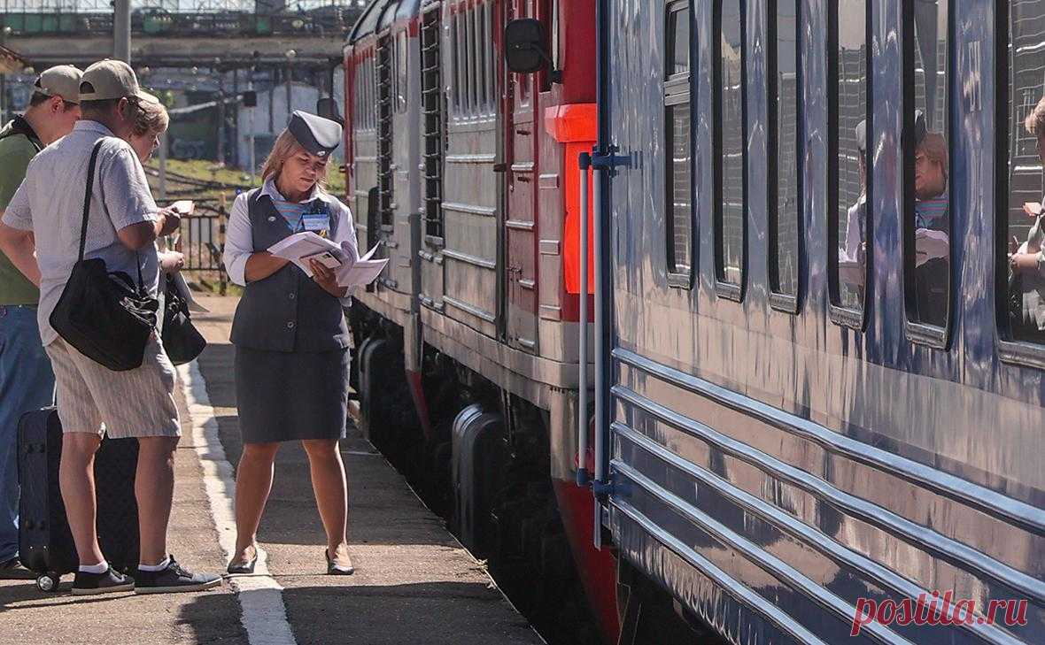 В Волгоградской области возобновили движение поездов после налета дронов. Движение поездов через станцию Арчеда в городе Фролово Волгоградской области возобновили после задержек из-за падения обломков дрона, сообщает пресс-служба Приволжской железной дороги (филиал РЖД).