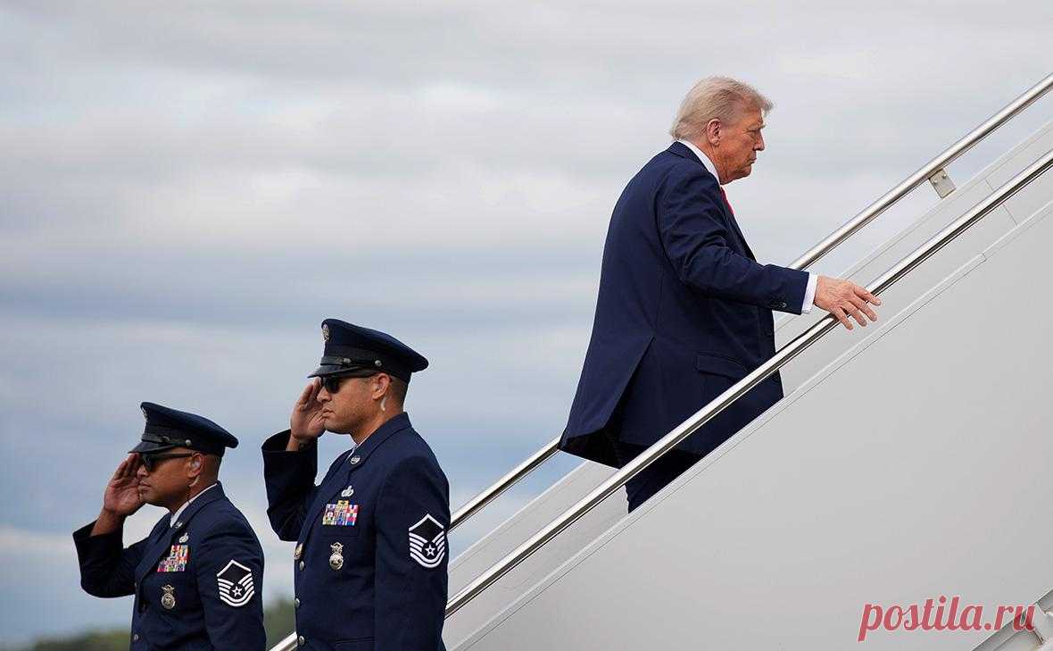 Трамп заявил о зависимости сделки по Украине от решений Зеленского. Президент Дональд Трамп заявил, что решения «довольно серьезных вопросов», которые еще нужно принять для урегулирования на Украине, во многом зависят от президента Украины Владимира Зеленского.