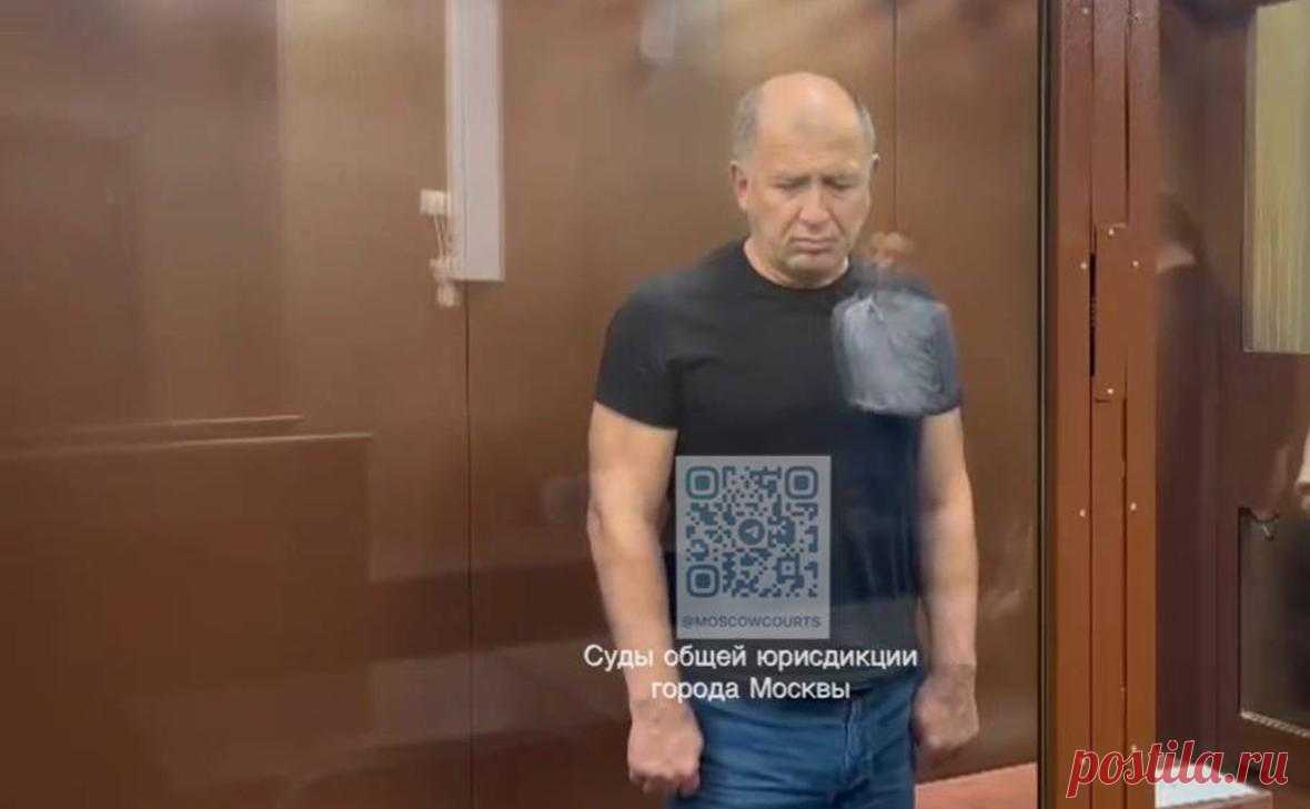 Совладельца «Русских фондов» отправили под домашний арест. Бейрит проходит по делу о хищении средств негосударственного пенсионного фонда «Урал ФД» вместе с экс-главой АФК «Система» Новицким и вторым совладельцем «Русских фондов» Васильевым