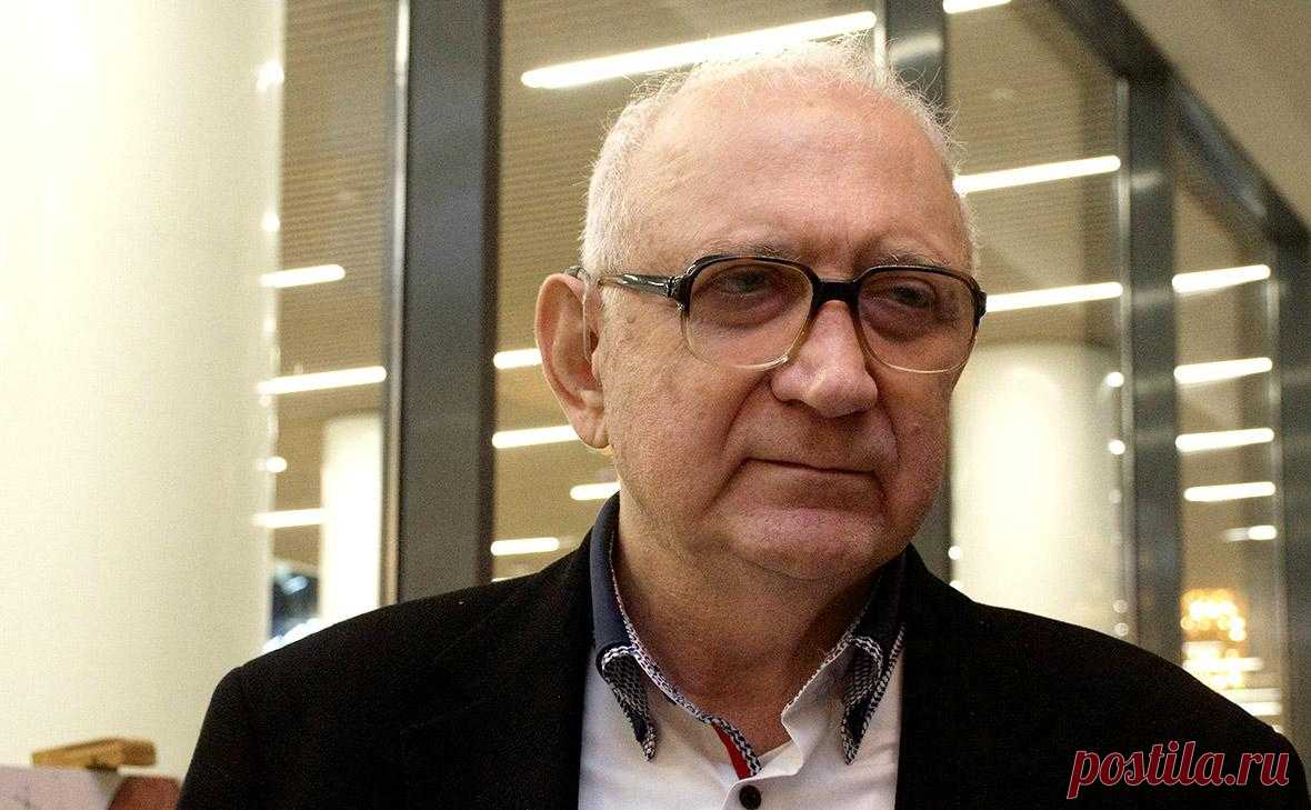 В Грузии назвали место похорон режиссера Эльдара Шенгелая. Грузинского режиссера Эльдара Шенгелая, умершего в возрасте 92 лет, могут похоронить в Дидубийском пантеоне общественных деятелей в Тбилиси, сообщает ТАСС со ссылкой на директора пантеона Бадри Кутателадзе.