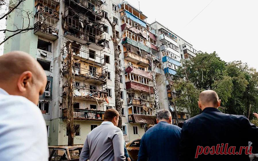 Число раненных из-за ударов по многоэтажкам БПЛА в Курсе выросло до 17. Один житель Курской области погиб в результате атаки ВСУ в ночь на 15 августа. Еще 17 человек получили ранения. Возбуждено уголовное дело