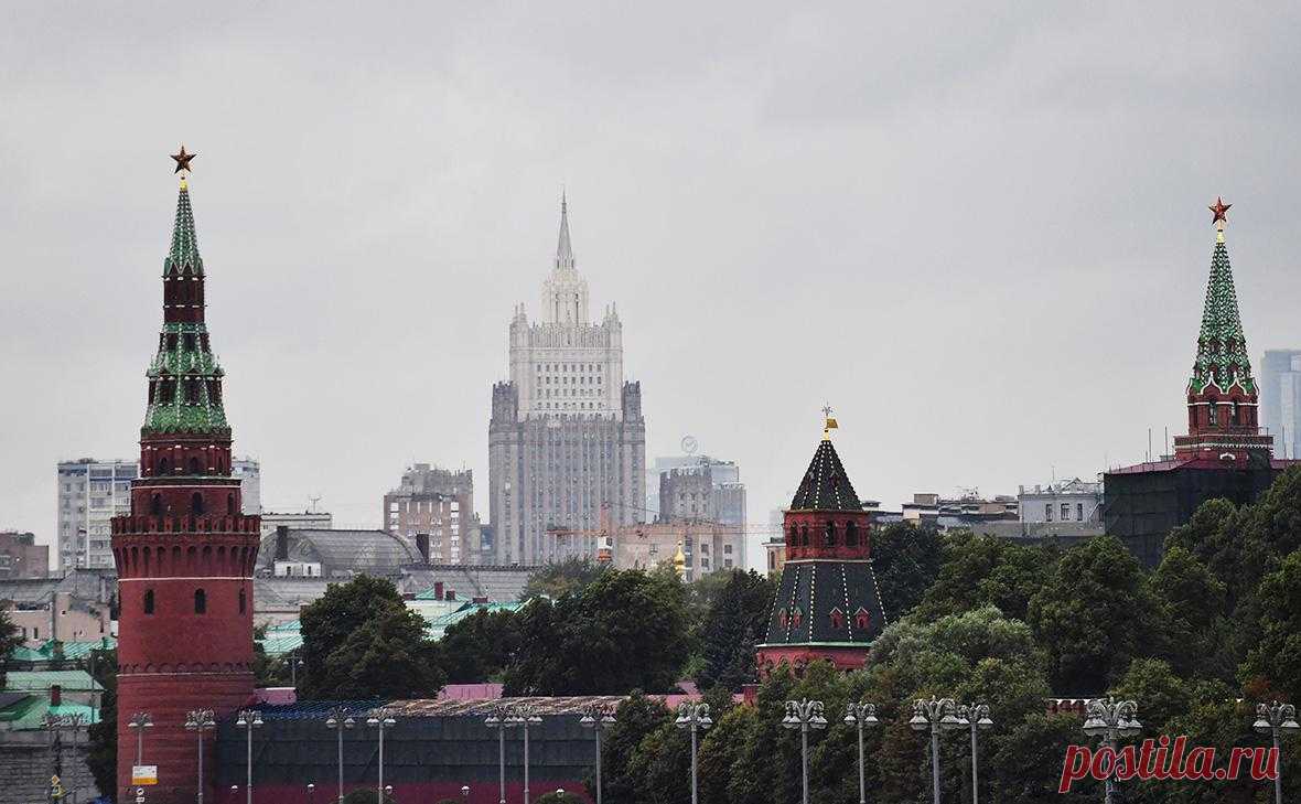 Bloomberg назвал торговлю в рупиях целью визита делегации Индии в Россию. Власти Индии намерены в ближайшее время направить в Россию высокопоставленную делегацию, пишет Bloomberg.