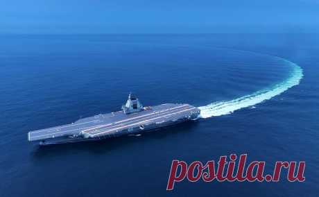 Китай назвал авианосец «Фуцзянь» крупнейшим в мире военным кораблем. Китай претендует на обладание крупнейшим в мире неатомным авианосцем, сообщает газета South China Morning Post со ссылкой на первый обзор государственной телекомпании CCTV корабля «Фуцзянь».